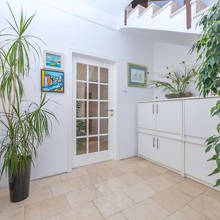 Apartments Sokol Makarska Extérieur photo