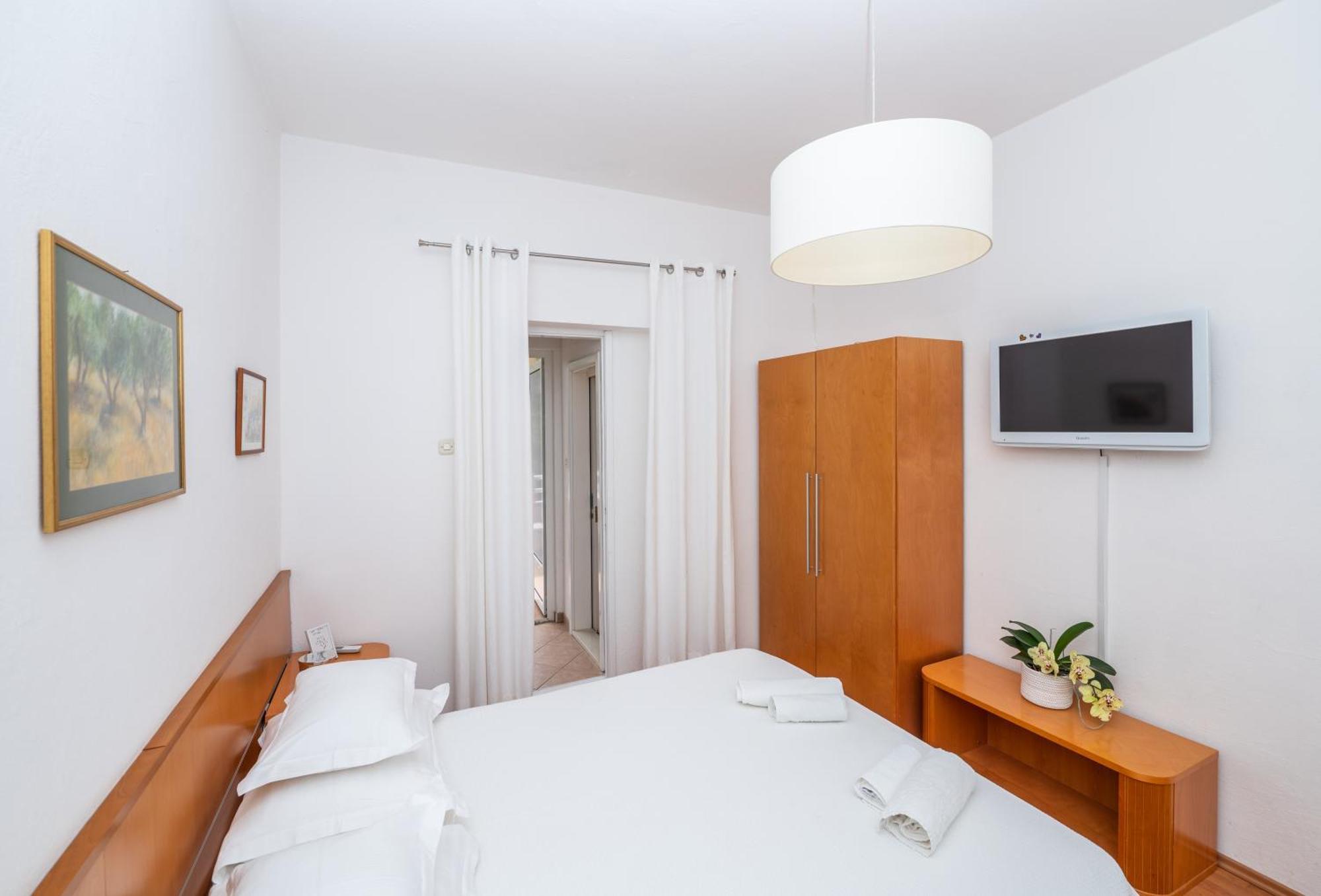 Apartments Sokol Makarska Extérieur photo