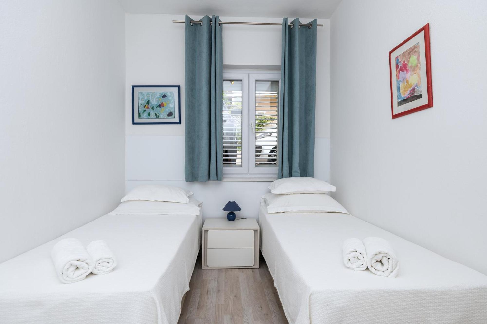 Apartments Sokol Makarska Extérieur photo