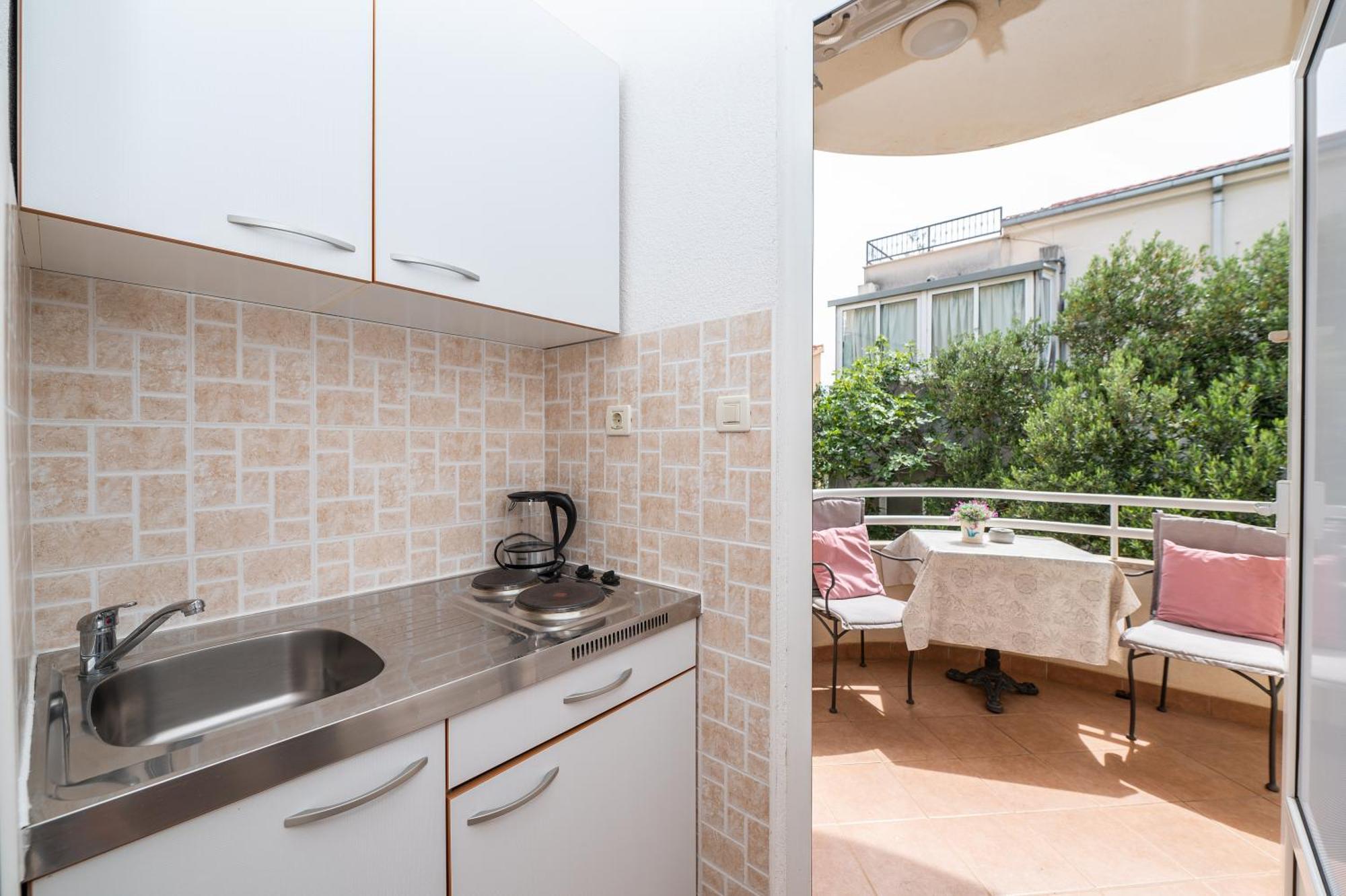 Apartments Sokol Makarska Extérieur photo