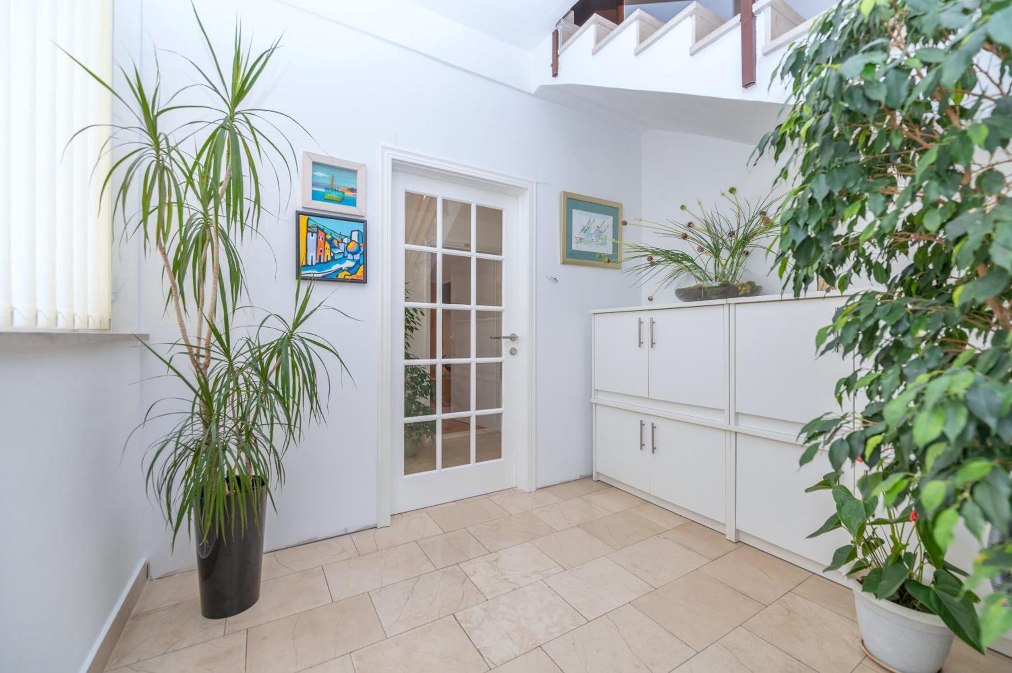 Apartments Sokol Makarska Extérieur photo