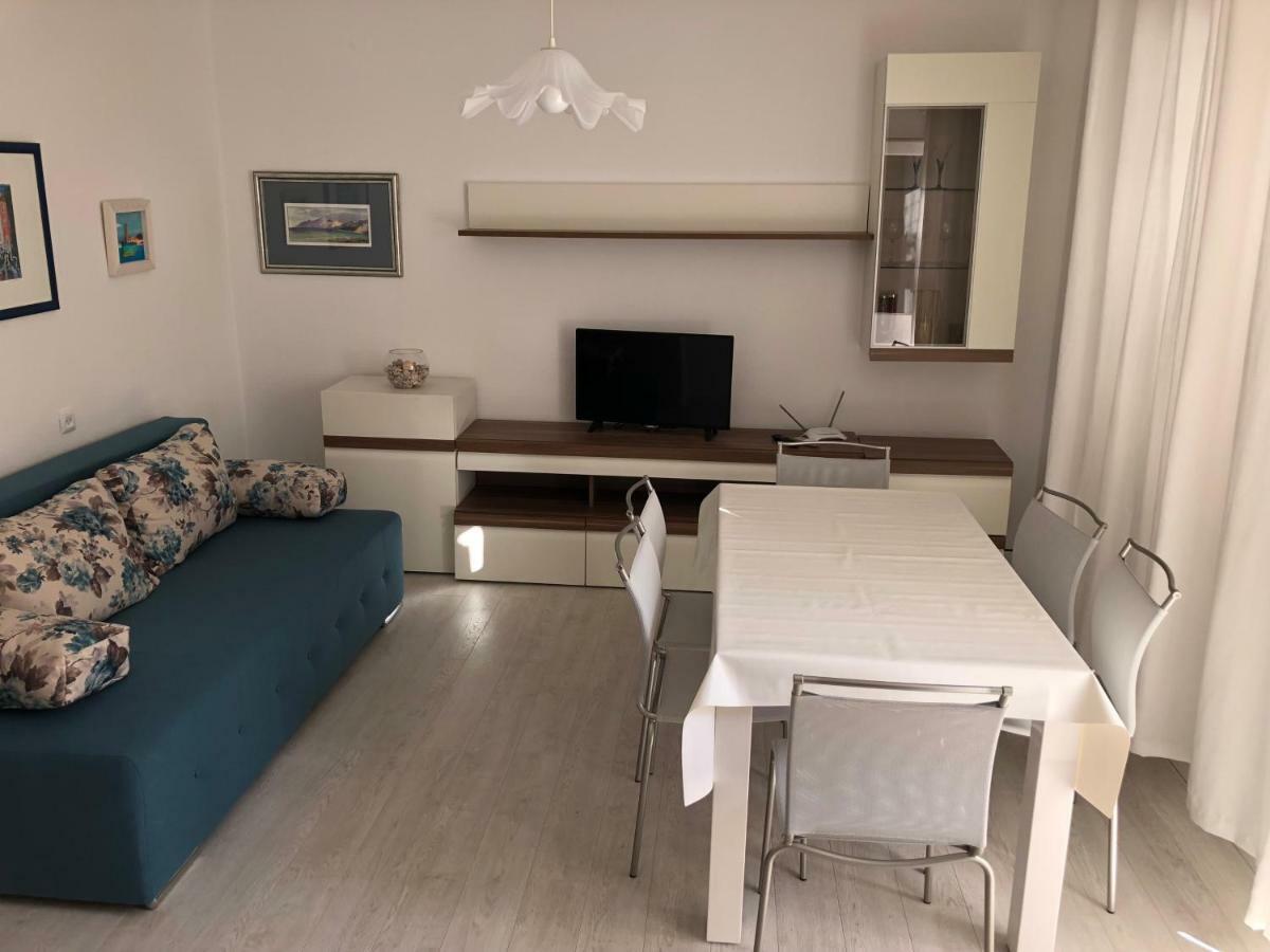 Apartments Sokol Makarska Extérieur photo